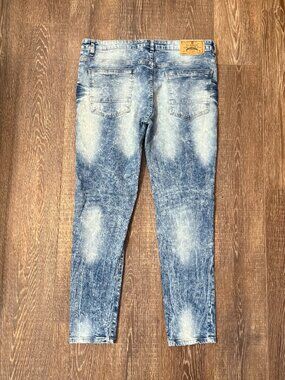 Men’s Jeanius Akademics Distressed Jeans – Size 38 x 32